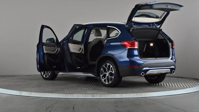 2022 BMW X1