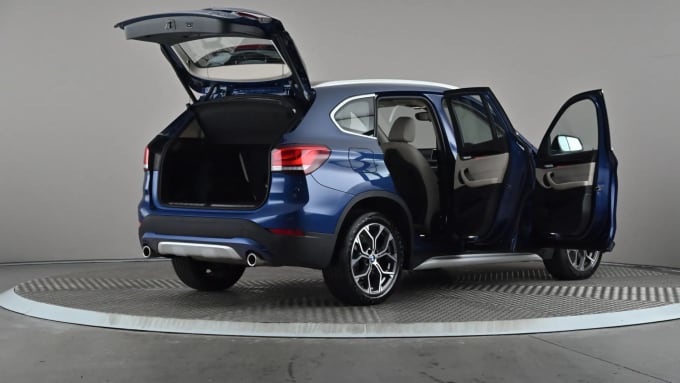 2022 BMW X1