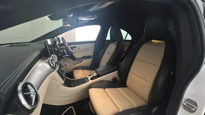 2018 Mercedes-benz Cla Class