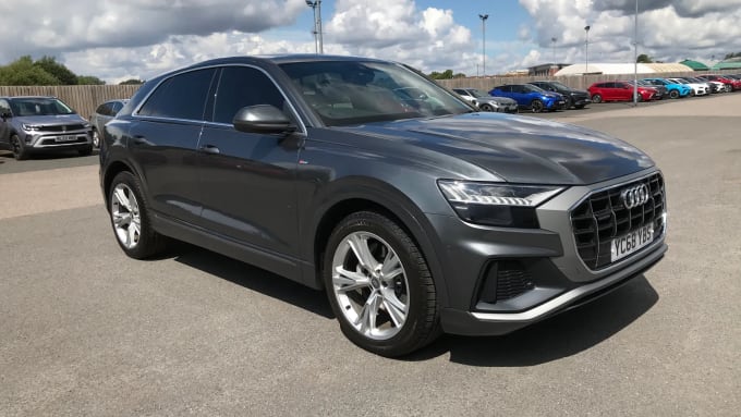 2018 Audi Q8