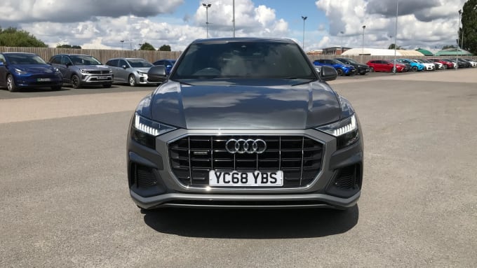 2018 Audi Q8