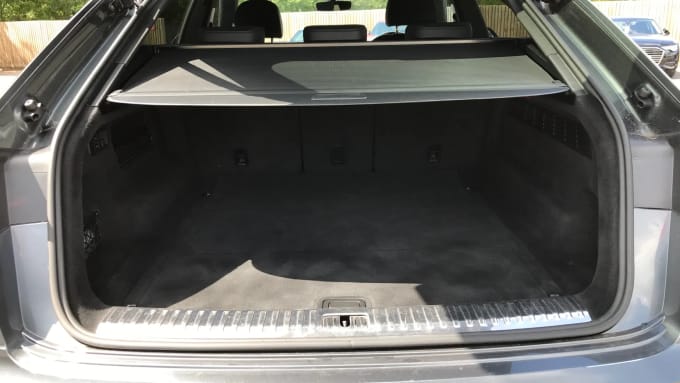2018 Audi Q8