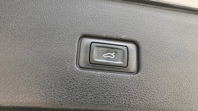2018 Audi Q8