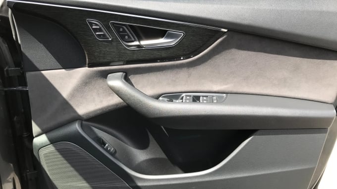 2018 Audi Q8