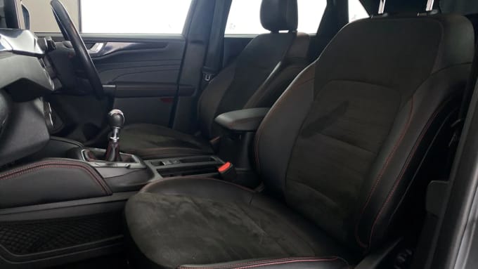 2022 Ford Kuga