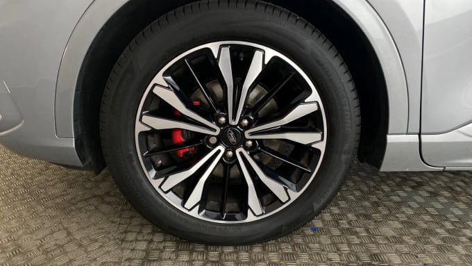 2022 Ford Kuga