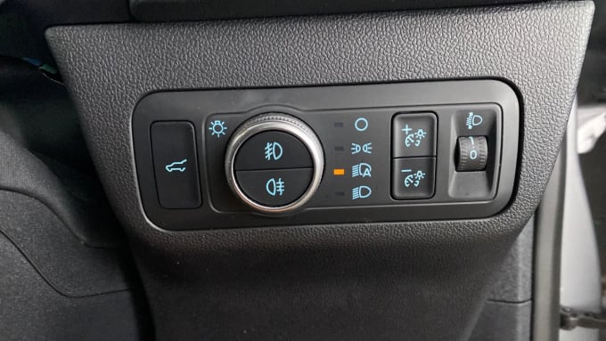 2022 Ford Kuga