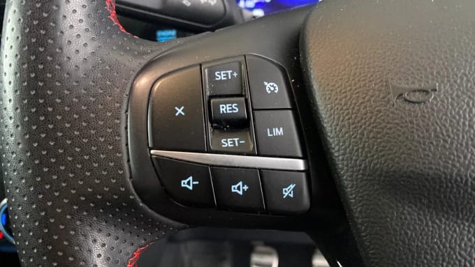 2022 Ford Kuga