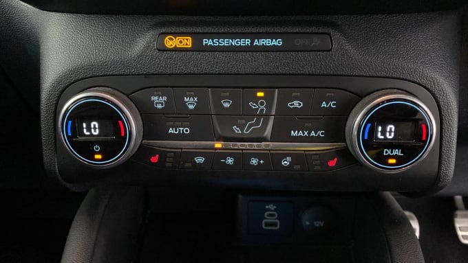 2022 Ford Kuga