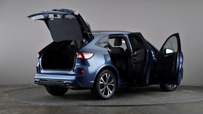 2022 Ford Kuga
