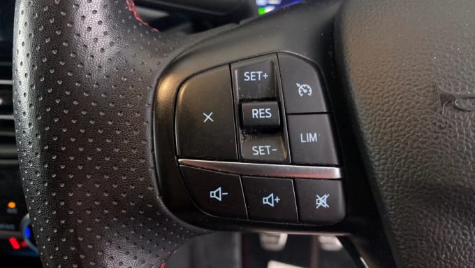 2022 Ford Kuga