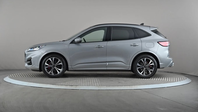 2022 Ford Kuga