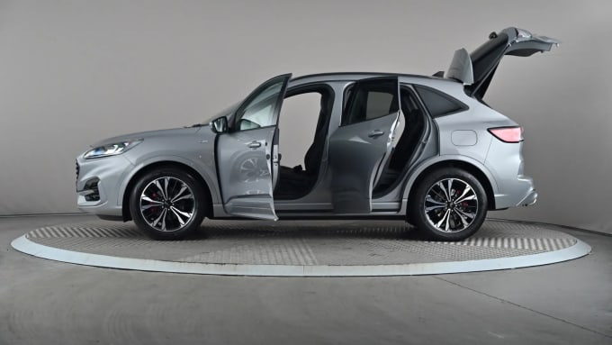 2022 Ford Kuga