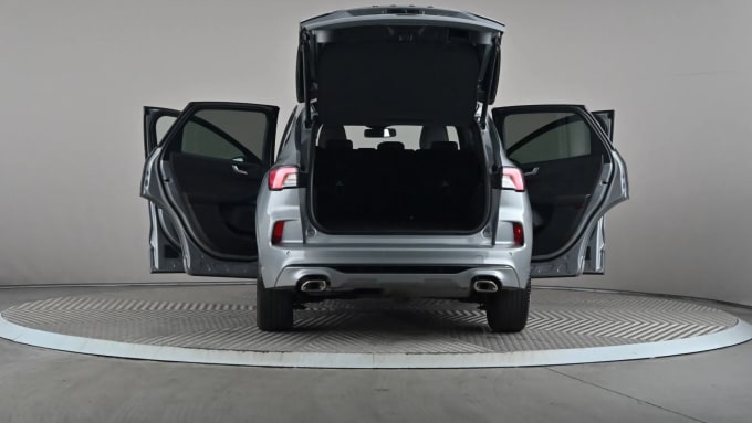 2022 Ford Kuga