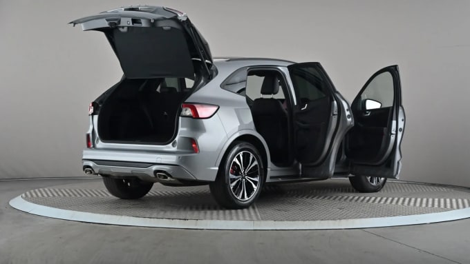 2022 Ford Kuga