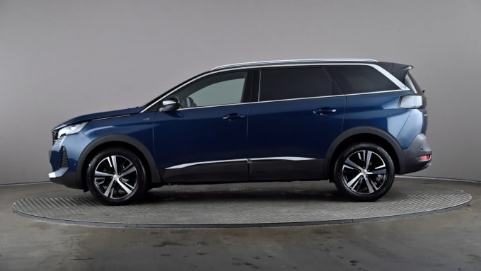 2023 Peugeot 5008