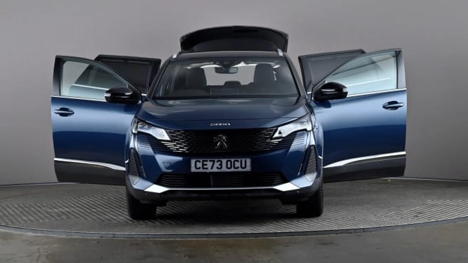 2023 Peugeot 5008