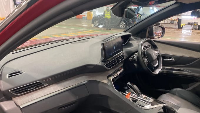 2022 Peugeot 5008