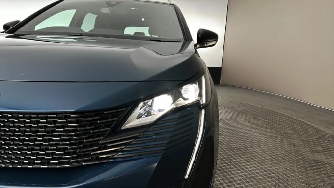 2022 Peugeot 5008