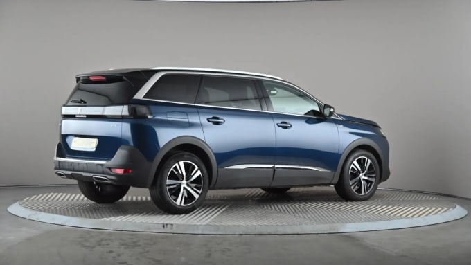 2021 Peugeot 5008