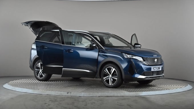 2021 Peugeot 5008