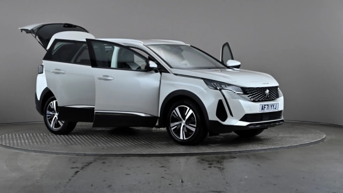 2021 Peugeot 5008