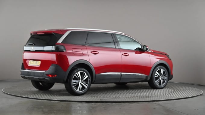 2021 Peugeot 5008