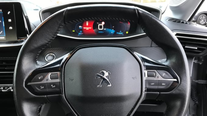 2021 Peugeot 208