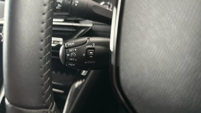 2023 Peugeot 208