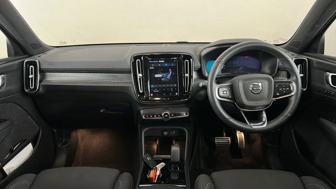 2022 Volvo Xc40