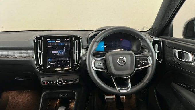 2022 Volvo Xc40