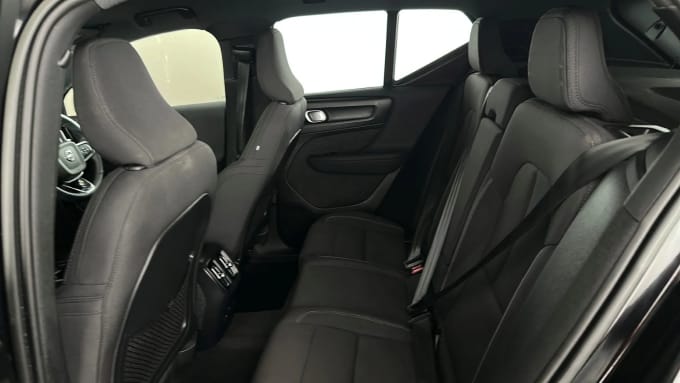2022 Volvo Xc40