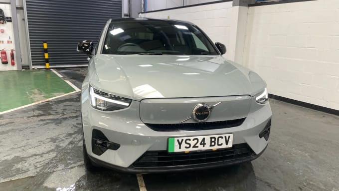 2024 Volvo C40