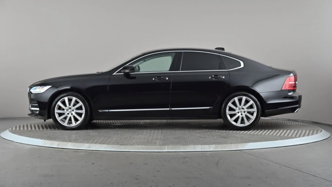 2019 Volvo S90
