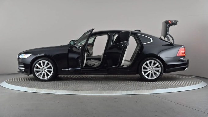 2019 Volvo S90