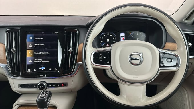 2019 Volvo S90