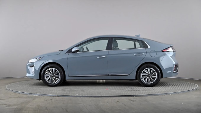 2022 Hyundai Ioniq