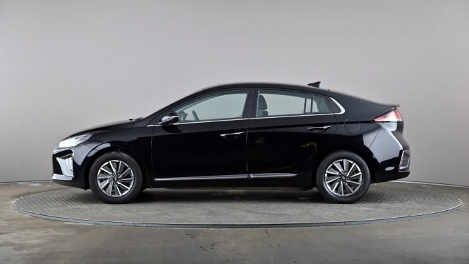 2022 Hyundai Ioniq