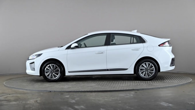 2022 Hyundai Ioniq