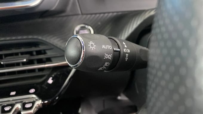 2021 Peugeot 2008