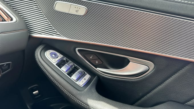 2022 Mercedes-benz Eqc