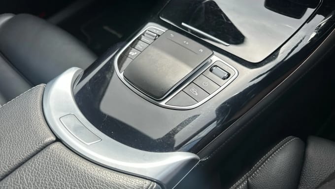 2022 Mercedes-benz Eqc