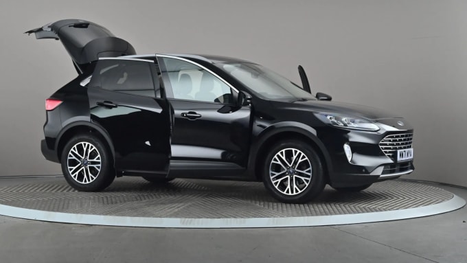 2022 Ford Kuga