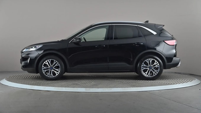 2022 Ford Kuga