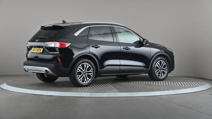 2022 Ford Kuga