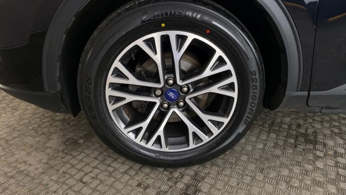 2022 Ford Kuga