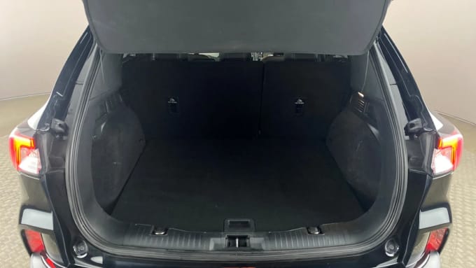 2022 Ford Kuga