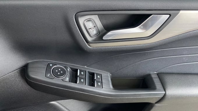 2022 Ford Kuga