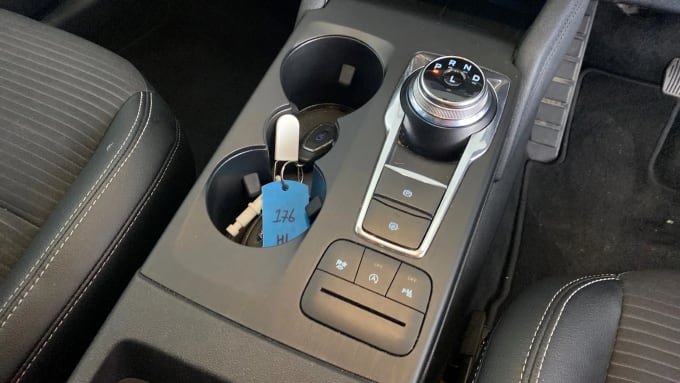2022 Ford Kuga