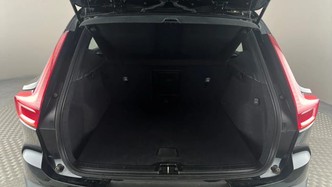 2021 Volvo Xc40